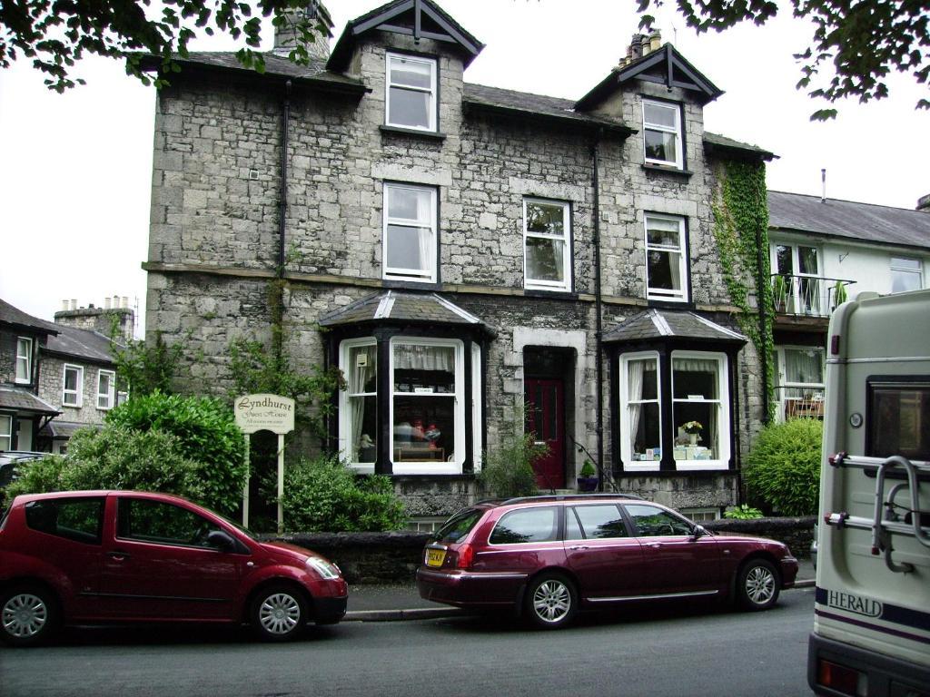 Lyndhurst Guest House Kendal Esterno foto